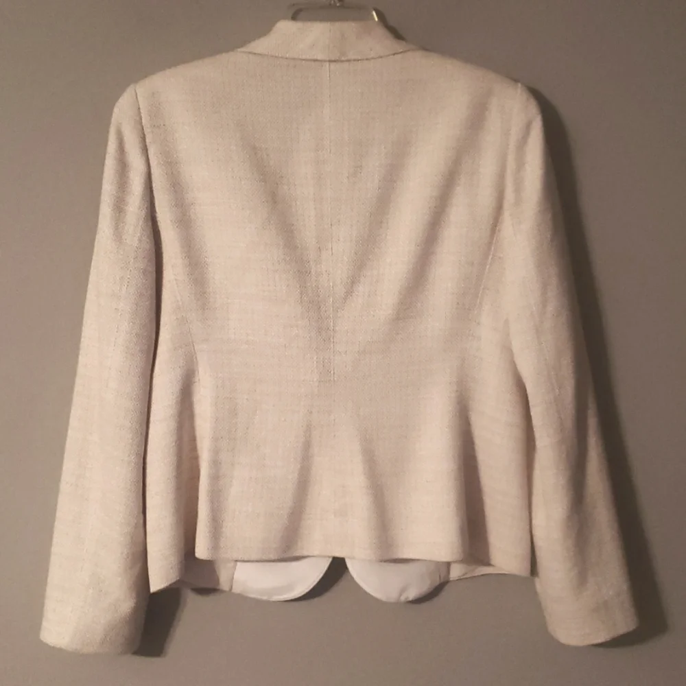 Armani Collezioni Cream Blazer - Picture 11 of 16